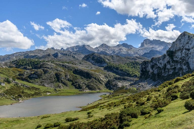 mirador entrelagos covadonga