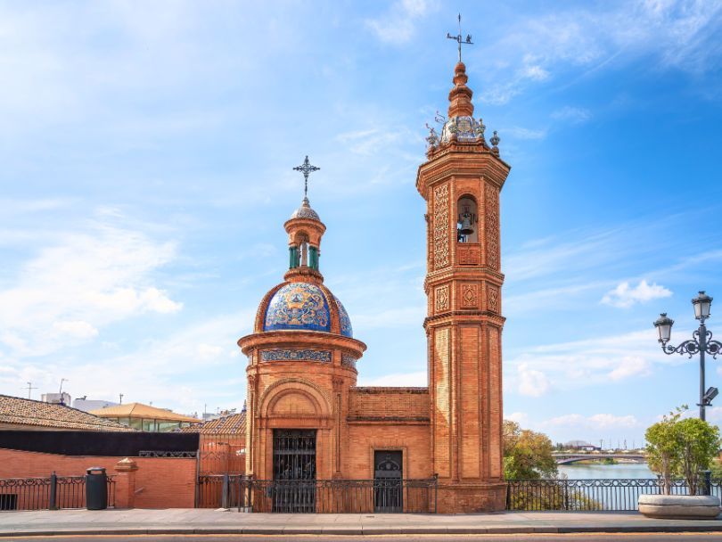 Capilla del Carmen, uno de los monumentos que ver en Triana