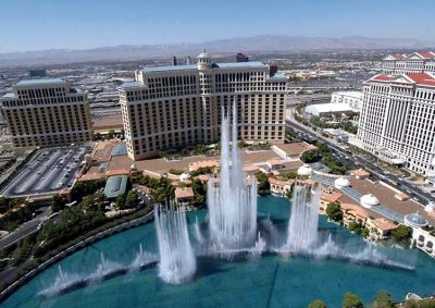 Fuentes del Bellagio desde el hotel Paris