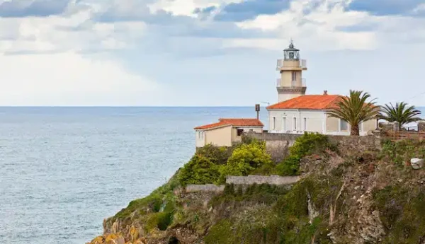 faro-cudillero