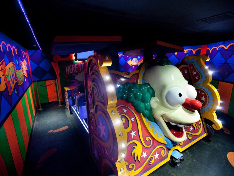 the-simpsons-ride-in