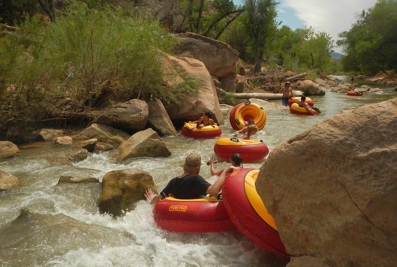 tubing-zion-national-park (2) tubing-zion-national-park (2)